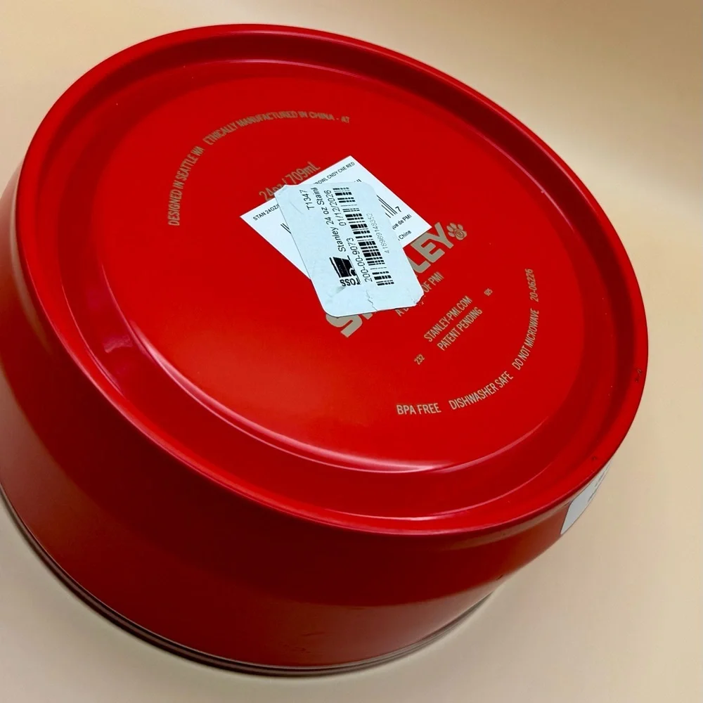 Stanley Pet Bowl Target Exclusive 24 oz Stainless Steel Candy Cane Red